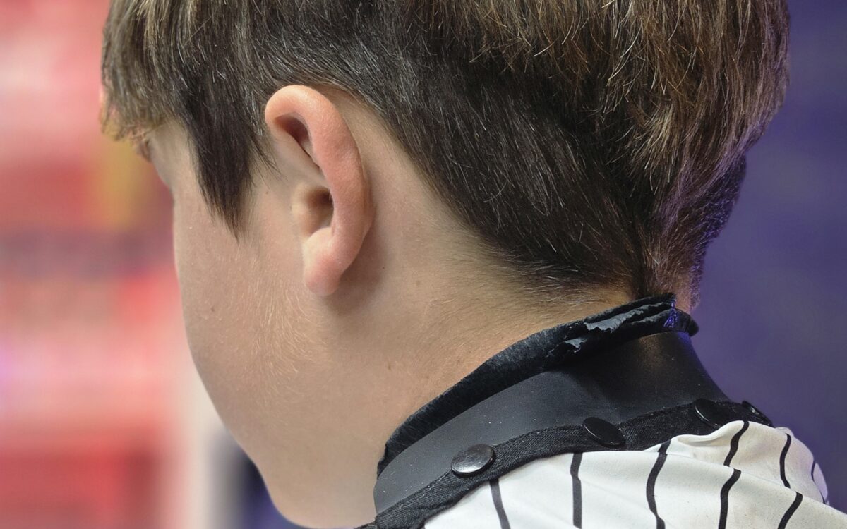 Picture showing a short haircut in city center barbershop