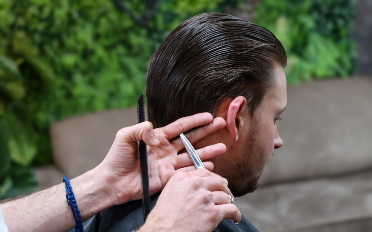 haircuts for older men with thinning hair